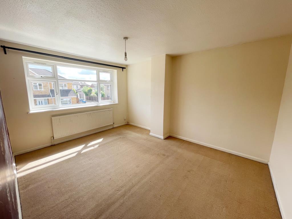 Lot: 178 - SEMI-DETACHED HOUSE FOR IMPROVEMENT - Bedroom with window to front aspect